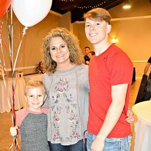 Meet your Posher, Crystal